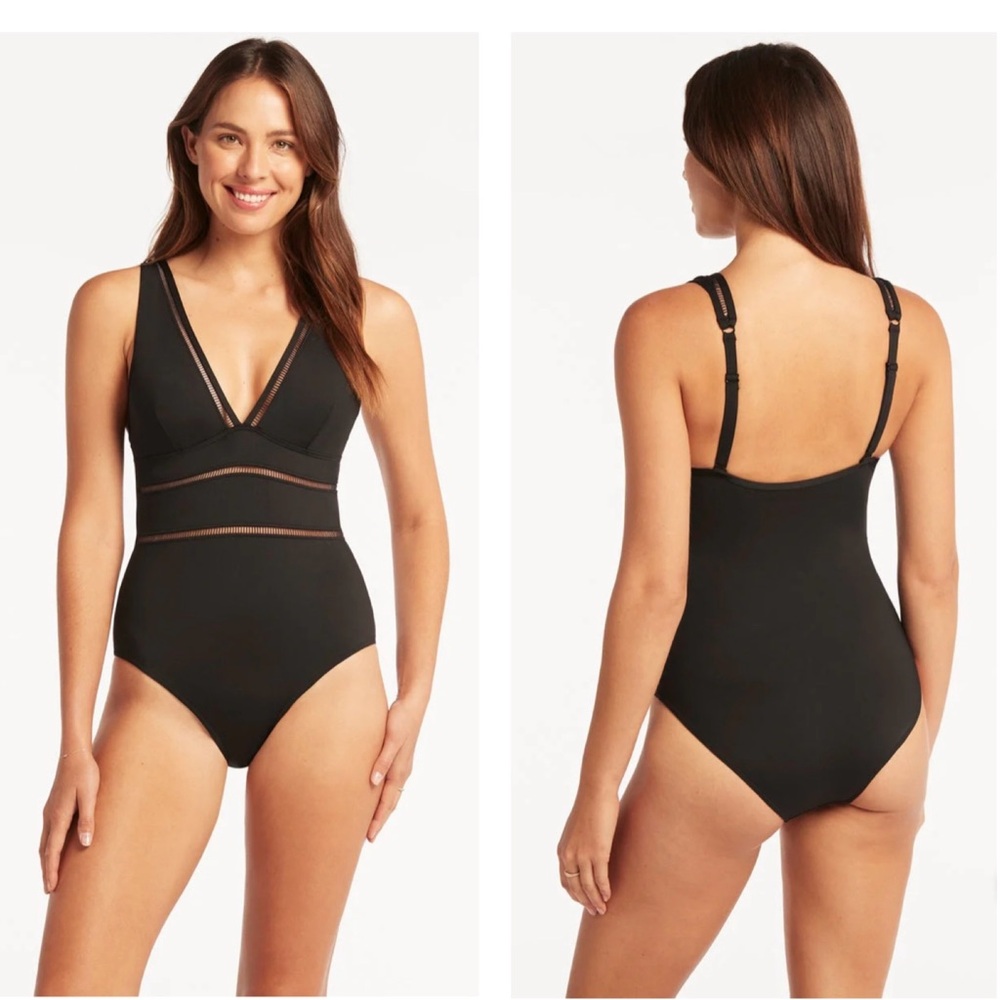 Elegant Black One-Piece Swimsuit with Racerback